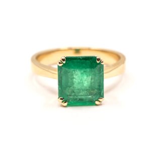 Minimalist 18k gold HN Focus Ring with 2.80ct emerald solitaire