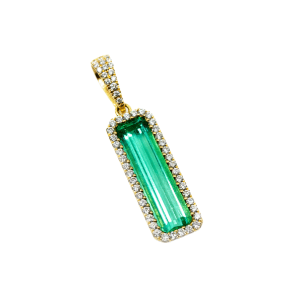 Luxury 18k gold HN Queen Pendant with 3.20ct emerald and 1.04ct diamonds